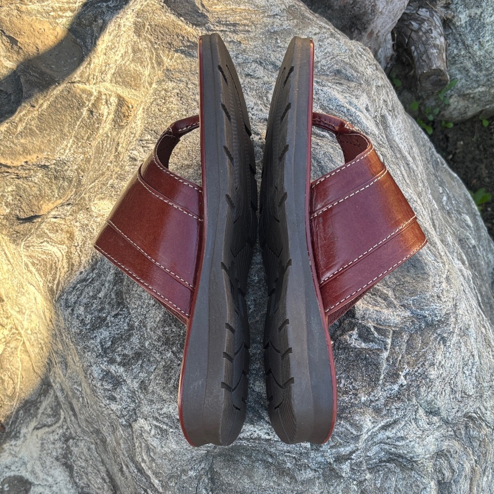 Brown Sandals for Men - Picture 6 of 7